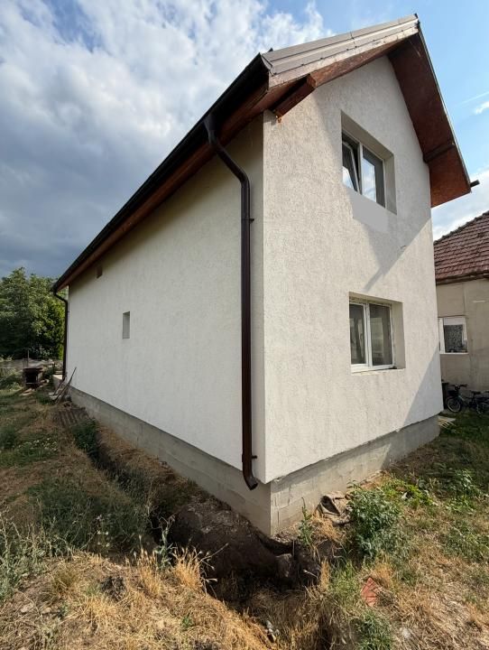 Casă cu 4 camere de vânzare în Sannicoara – fotografia 4 din 18