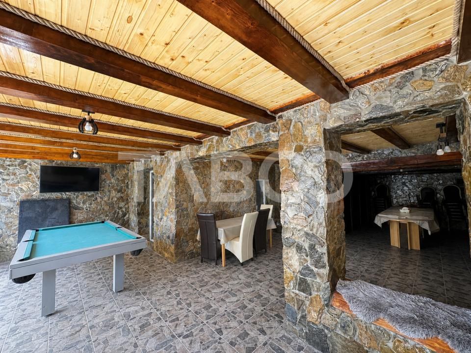 Hotel / pensiune cu 8 camere de vânzare în Rășinari – fotografia 11 din 32