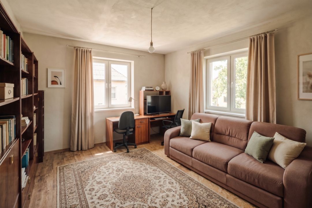 Casă cu 3 camere de vânzare în Satchinez – fotografia 1 din 15