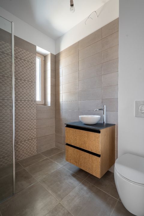 Casă cu 4 camere de vânzare în Central, Otopeni – fotografia 6 din 14