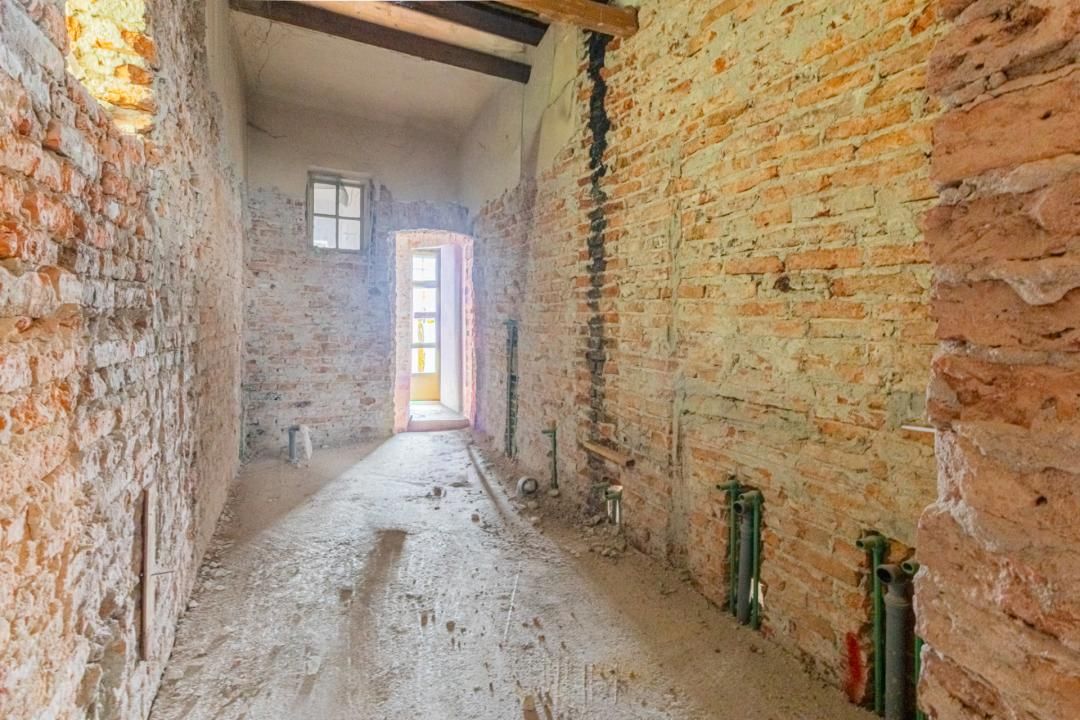 Casă cu 5 camere de vânzare în Central, Prejmer – fotografia 23 din 35