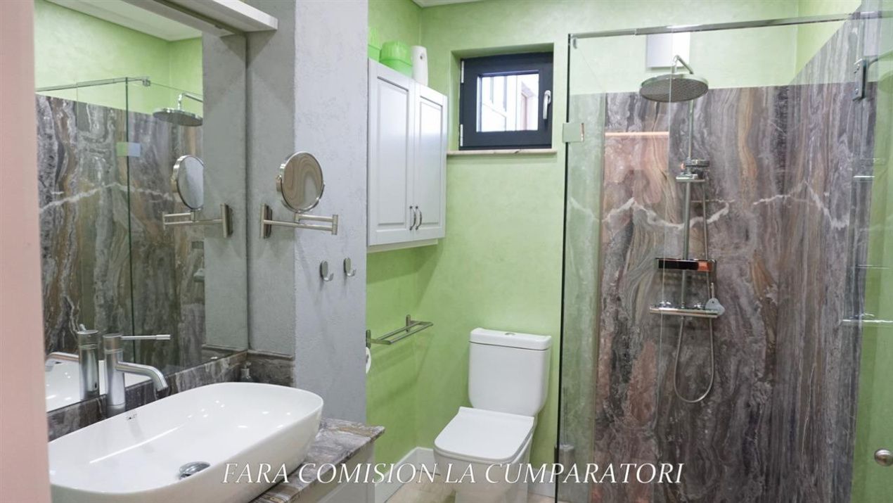 Apartament cu 4 camere de vânzare în Central, Râmnicu Vâlcea – fotografia 19 din 28