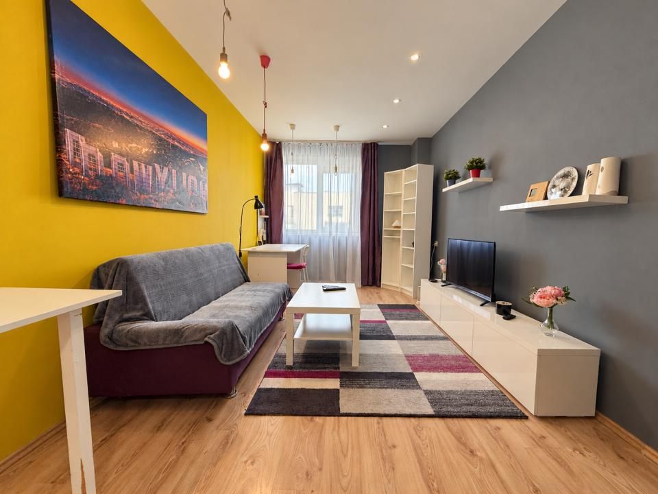 Apartament cu 2 camere de vânzare în Vitan, București – fotografia 1 din 9