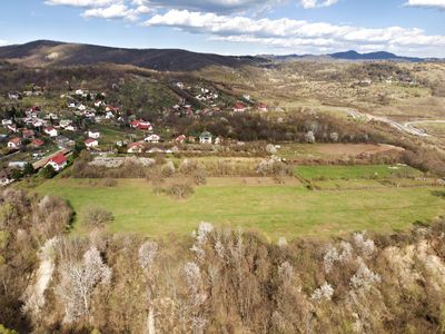 Teren de vânzare în Central, Cornu de Jos (Cornu) – fotografia 4 din 10