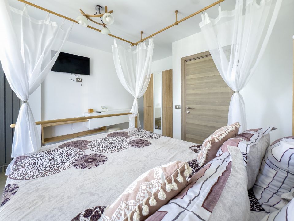 Apartament cu 2 camere de vânzare în Mamaia-Sat – fotografia 8 din 13