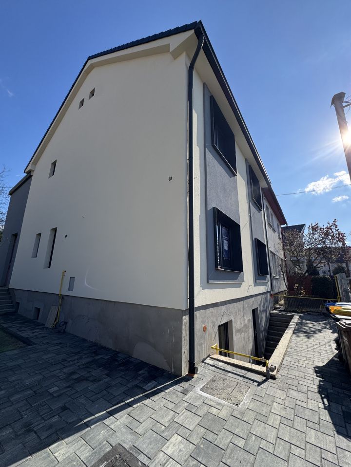 Casă cu 5 camere de vânzare în Vasile Aaron, Sibiu – fotografia 1 din 15