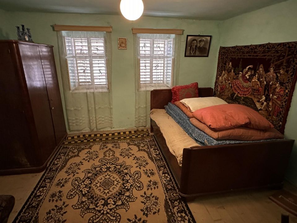 Casă cu 3 camere de vânzare în Central, Cricau – fotografia 5 din 32
