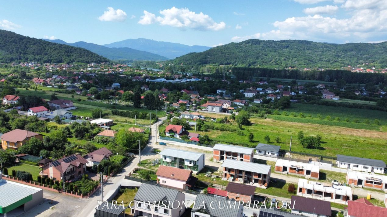 Casă cu 4 camere de vânzare în Central, Bujoreni – fotografia 26 din 26