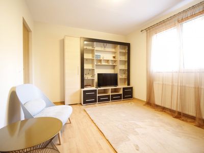 Garsonieră cu 1 cameră de închiriat în Tei, București – fotografia 3 din 11