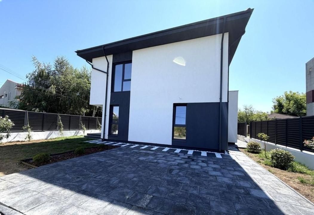 Casă cu 5 camere de vânzare în Otopeni – fotografia 1 din 12
