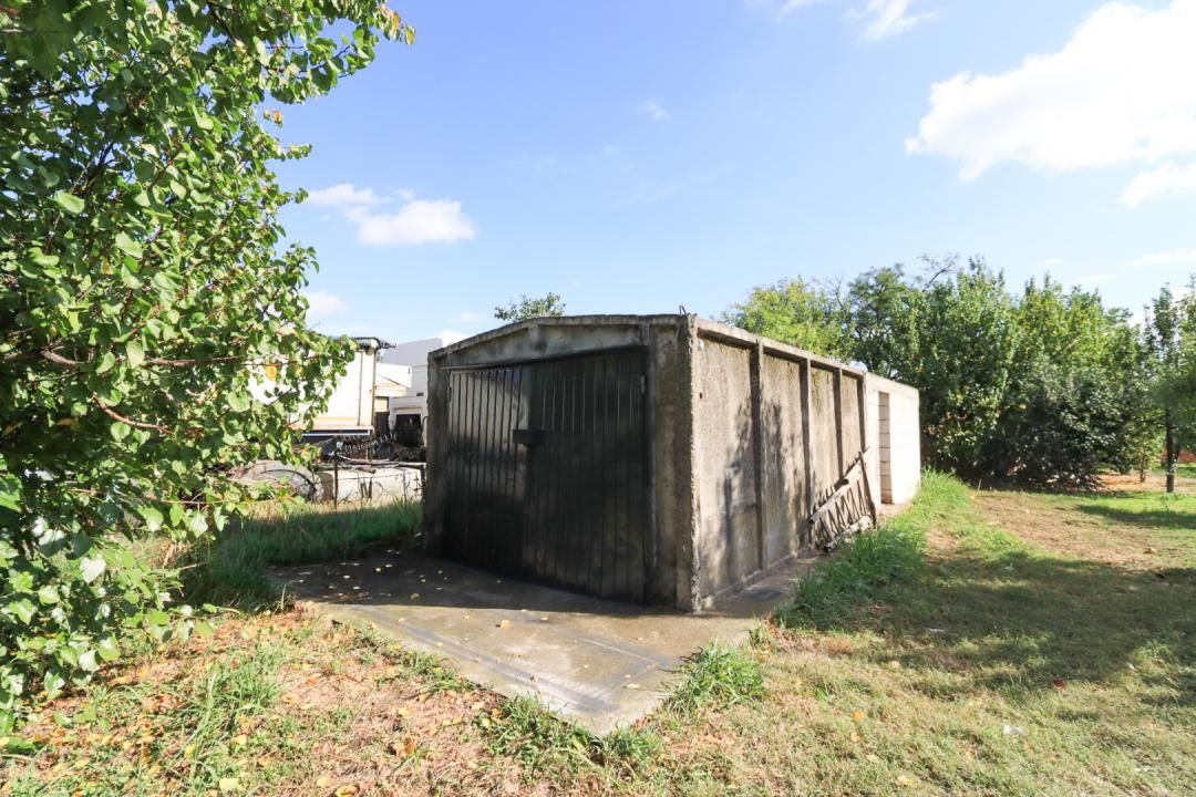 Spațiu comercial cu 3 camere de vânzare în Central, Tamadau Mare – fotografia 11 din 24