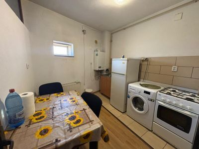 Garsonieră cu 1 cameră de închiriat în Central, Targu-Jiu – fotografia 5 din 8