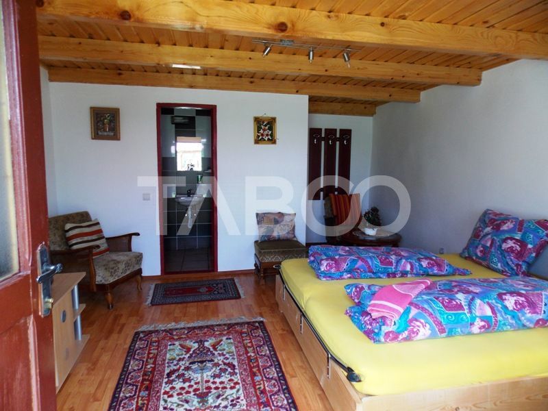 Hotel / pensiune cu 13 camere de vânzare în Cârțișoara – fotografia 40 din 53