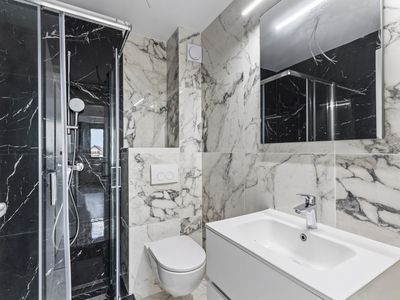Apartament cu 3 camere de vânzare în Ovidiu – fotografia 5 din 17