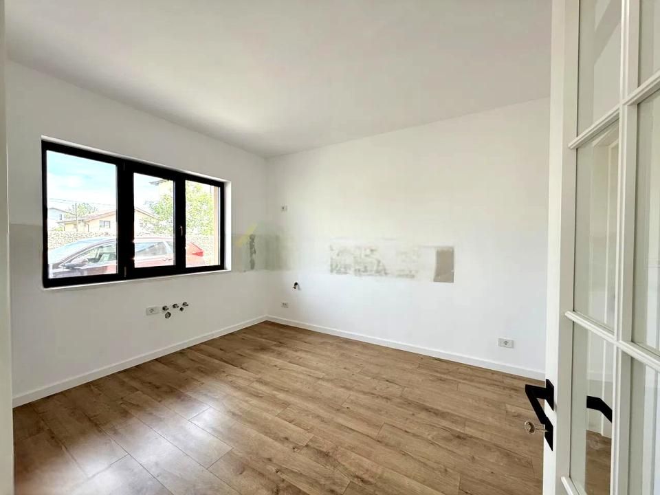 Casă cu 4 camere de vânzare în Central, Tunari – fotografia 16 din 20