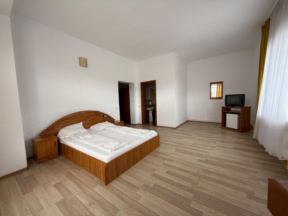 Hotel / pensiune cu 25 camere de vânzare în Sighetu Marmației – fotografia 26 din 51