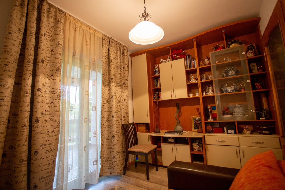 Casă cu 6 camere de vânzare în Comănești – fotografia 28 din 72