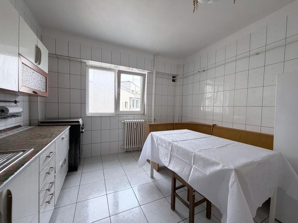 Apartament cu 4 camere de închiriat în Turda, București – fotografia 14 din 15