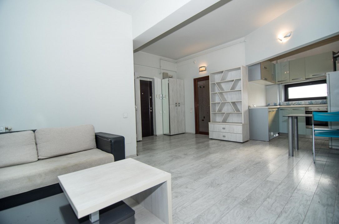 Apartament cu 2 camere de închiriat în Central, Pitești – fotografia 1 din 8