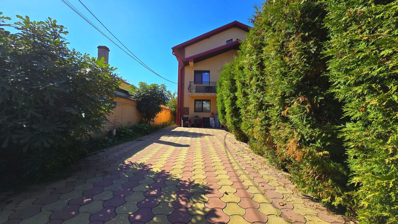 Casă cu 8 camere de vânzare în Central, Afumați – fotografia 86 din 91