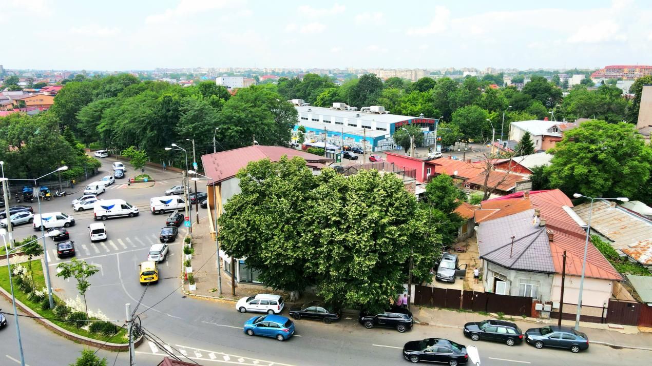 Casă cu 7 camere de vânzare în Pieptanari, București – fotografia 3 din 60