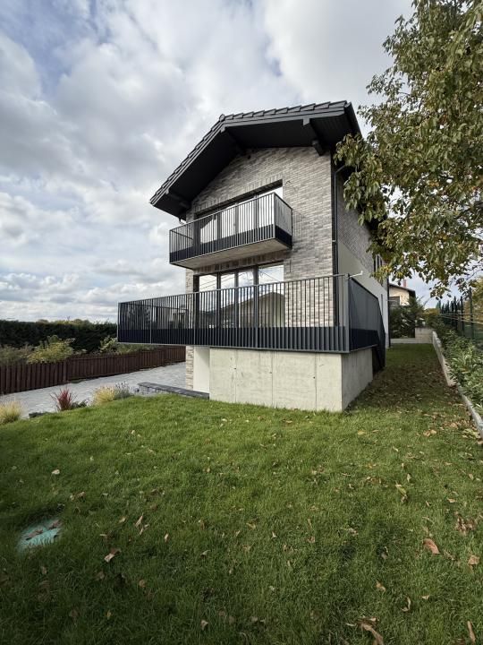 Casă cu 5 camere de vânzare în Faget / Vila Tusa, Cluj-Napoca – fotografia 4 din 34