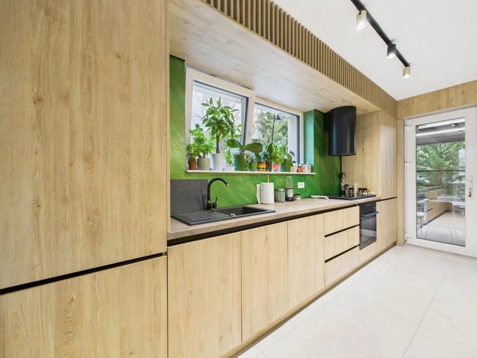 Casă cu 5 camere de vânzare în Vest, Otopeni – fotografia 3 din 40