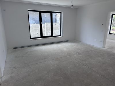Casă cu 4 camere de vânzare în Micesti, Alba Iulia – fotografia 3 din 25