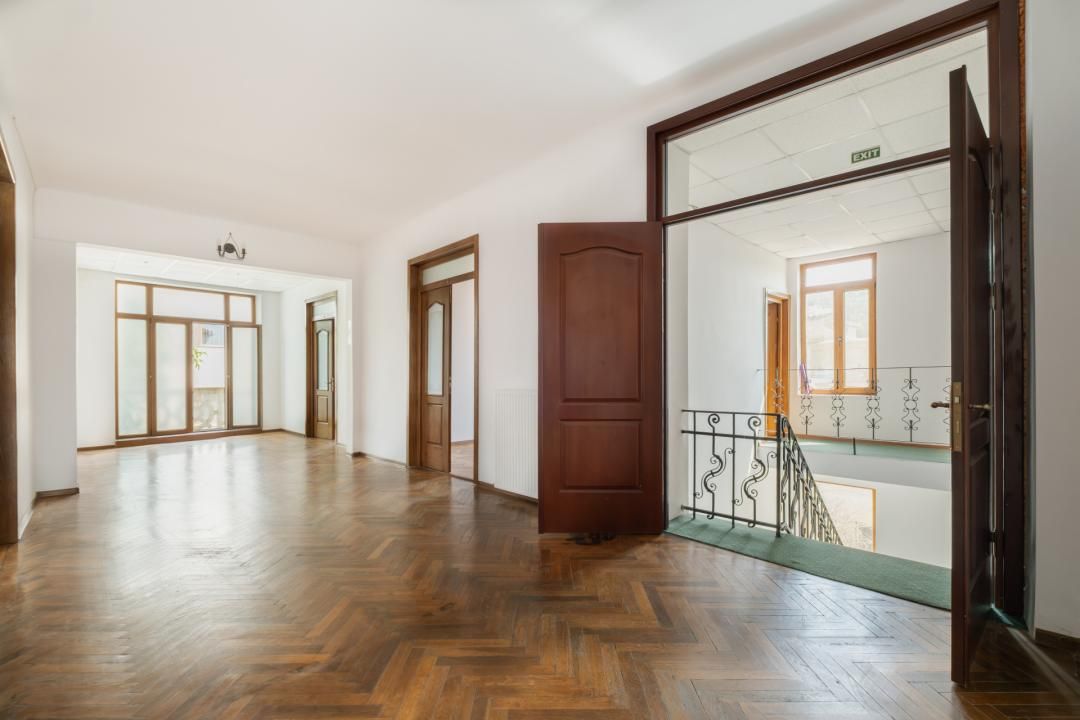 Casă cu 16 camere de vânzare în Peninsula, Constanța – fotografia 15 din 21