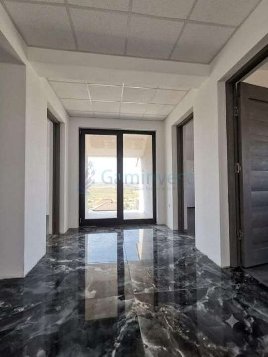Casă cu 6 camere de vânzare în Central, Paleu – fotografia 17 din 25