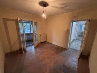 Apartament cu 3 camere de vânzare în Ștefan cel Mare, București – fotografia 3 din 14