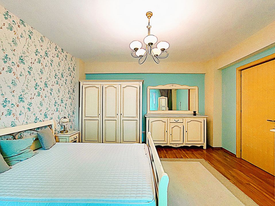Apartament cu 3 camere de vânzare în Central, Mamaia-Sat – fotografia 20 din 27