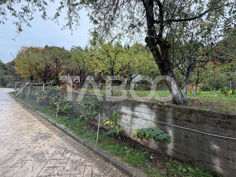 Casă cu 7 camere de vânzare în Berivoi – fotografia 25 din 29