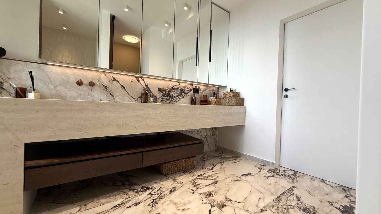 Apartament cu 6 camere de vânzare în Mamaia – fotografia 62 din 85