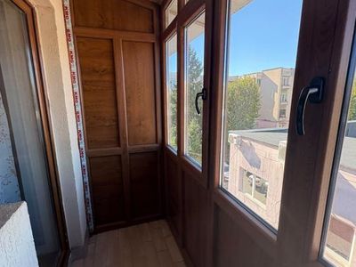 Garsonieră cu 1 cameră de închiriat în Central, Targu-Jiu – fotografia 4 din 8