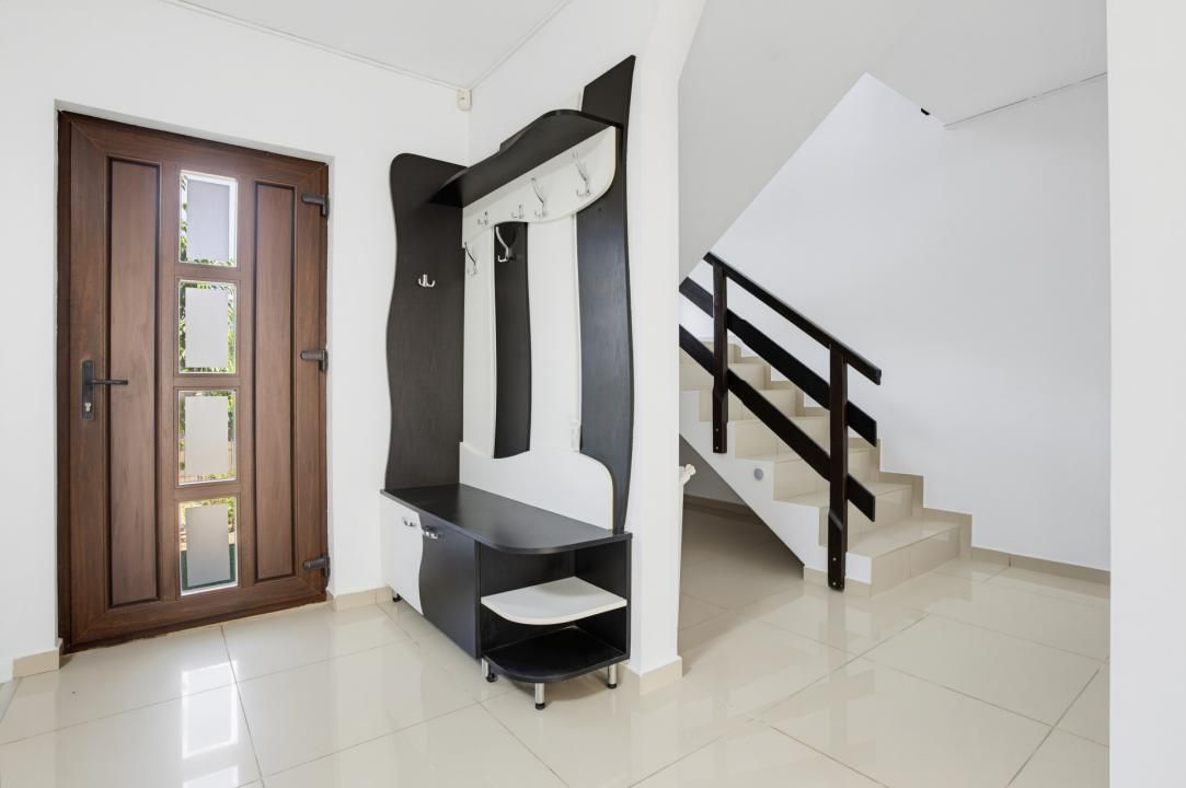 Casă cu 4 camere de vânzare în Horpaz – fotografia 6 din 31