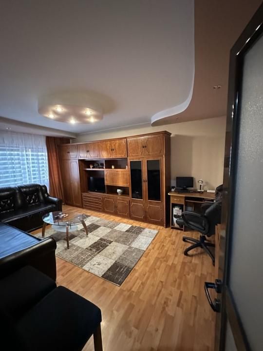 Apartament cu 2 camere de vânzare în Exercitiu, Pitești – fotografia 1 din 8