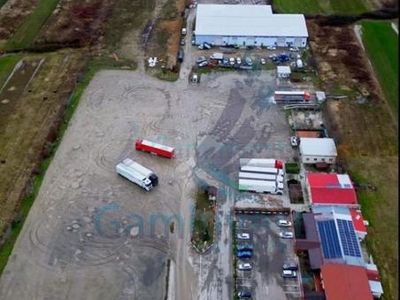 Spațiu comercial de vânzare în Est, Urvind – fotografia 2 din 6