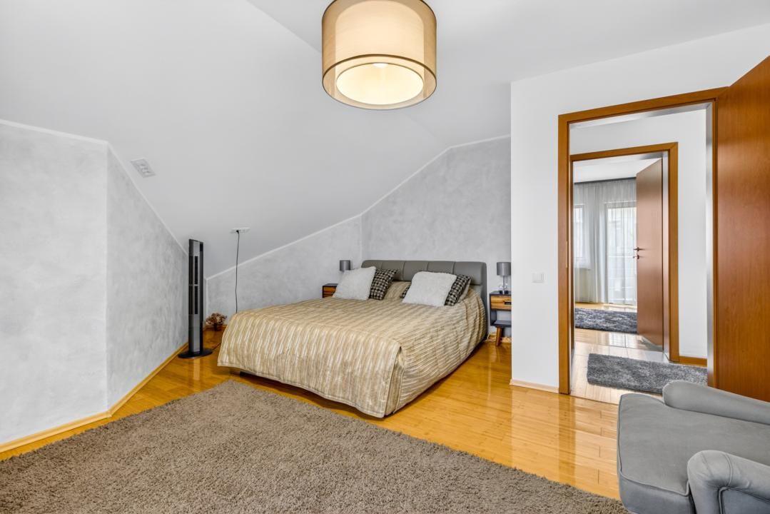 Casă cu 6 camere de închiriat în Stupini, Brașov – fotografia 18 din 26