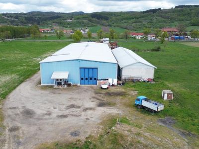 Spațiu industrial de închiriat în Est, Grosi – fotografia 5 din 9