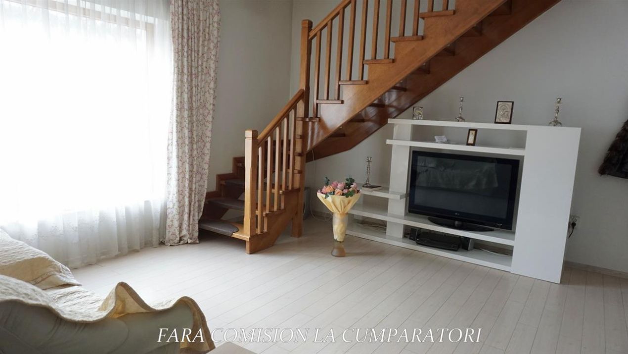 Casă cu 7 camere de vânzare în 1 Mai, Râmnicu Vâlcea – fotografia 2 din 25
