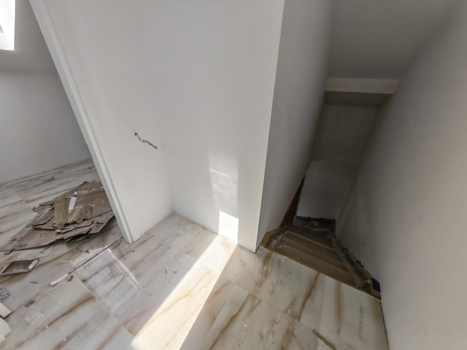 Casă cu 4 camere de vânzare în Exterior Vest, Tunari – fotografia 6 din 7
