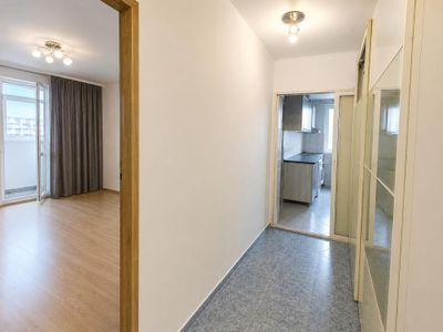 Apartament cu 2 camere de vânzare în Drumul Taberei, București – fotografia 4 din 11