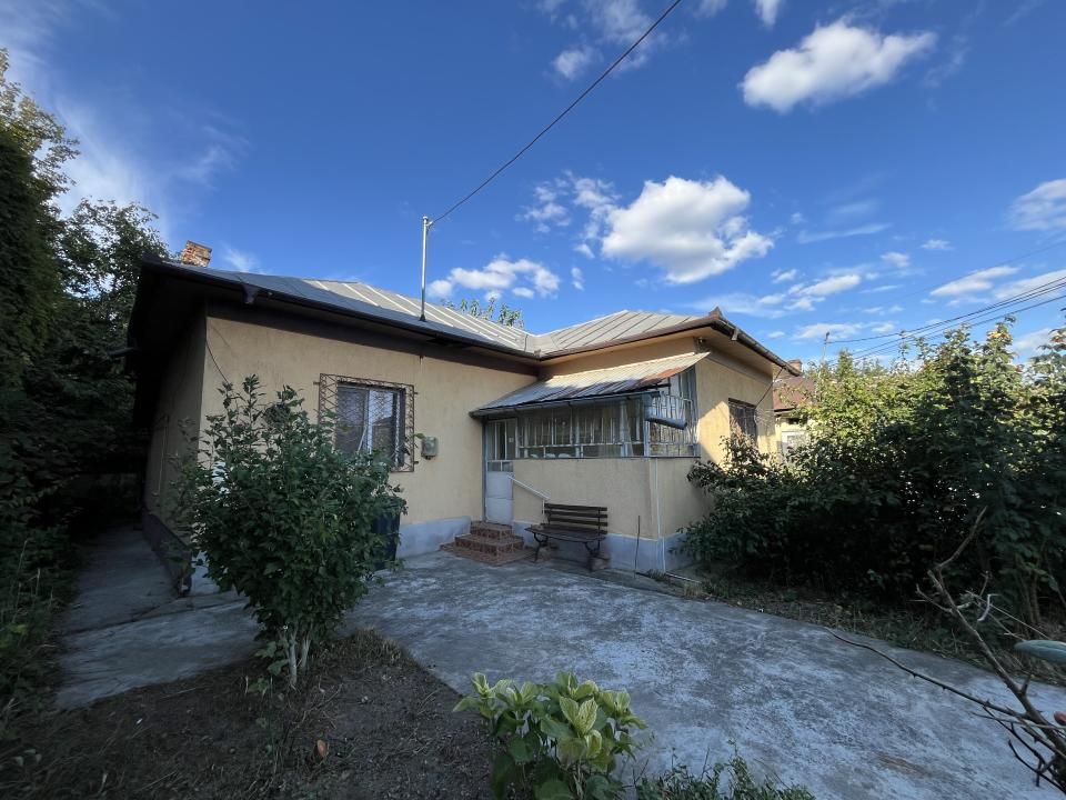 Casă cu 3 camere de vânzare în Nord, Găești – fotografia 31 din 35