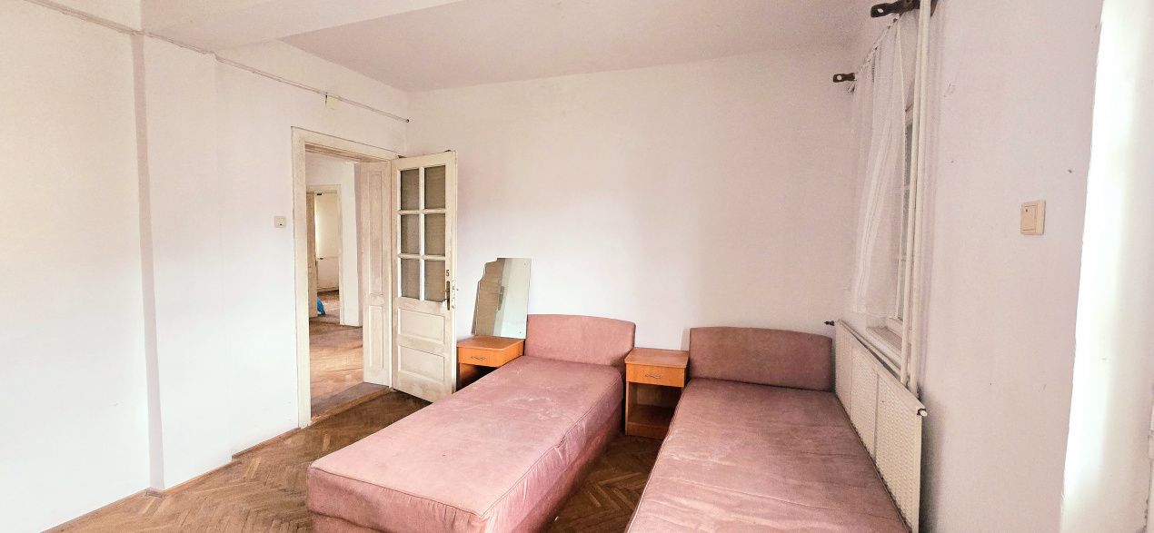 Casă cu 14 camere de vânzare în Costinesti – fotografia 6 din 16