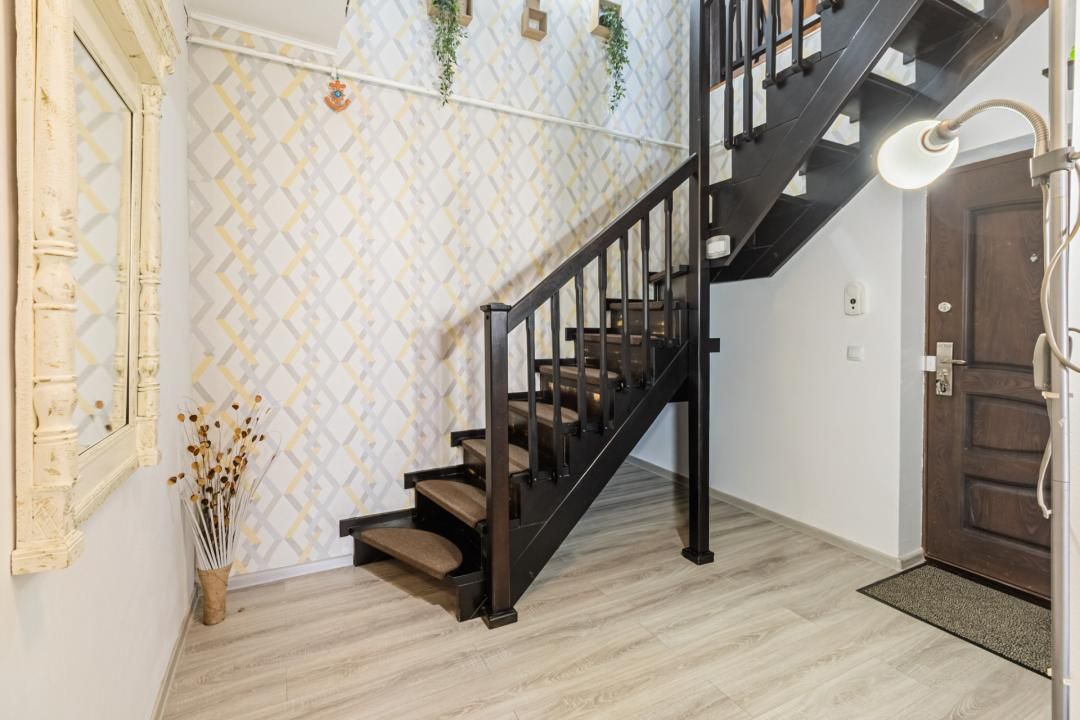 Apartament cu 3 camere de vânzare în Tractorul, Brașov – fotografia 5 din 17