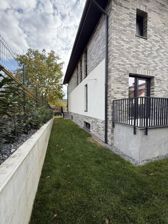 Casă cu 5 camere de vânzare în Faget / Vila Tusa, Cluj-Napoca – fotografia 16 din 34