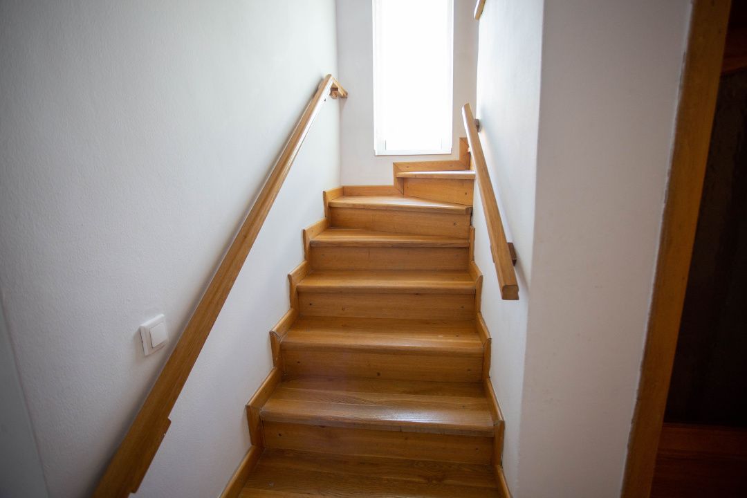 Casă cu 6 camere de vânzare în Comănești – fotografia 33 din 72