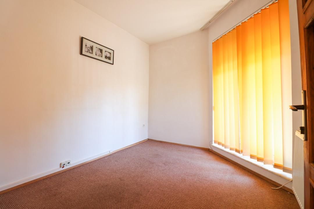 Casă cu 9 camere de închiriat în Tei, București – fotografia 17 din 22