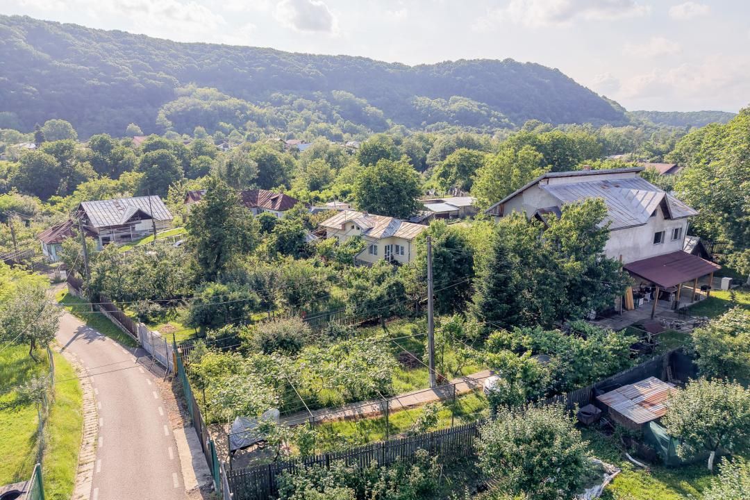 Casă cu 5 camere de vânzare în Fagetu – fotografia 24 din 57